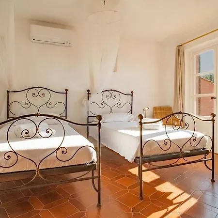 Punta Morcone * Casa Morcone