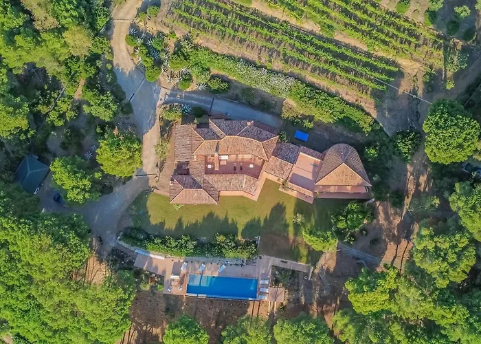 Punta Morcone Villa *