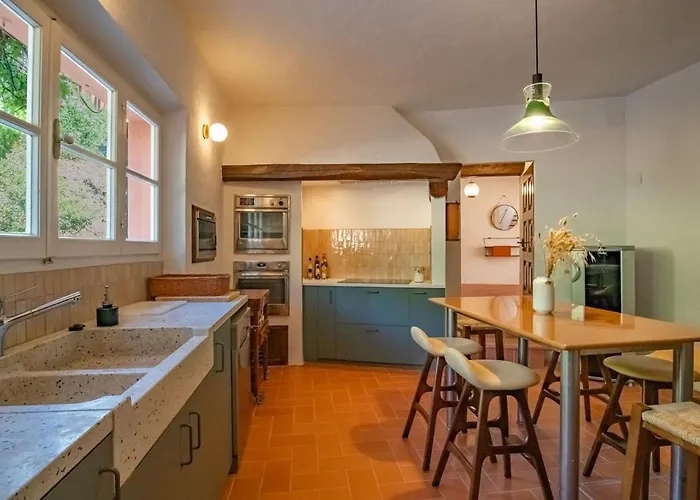 Villa Punta Morcone *